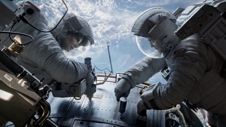 Gravity_Bullock_and_clooney