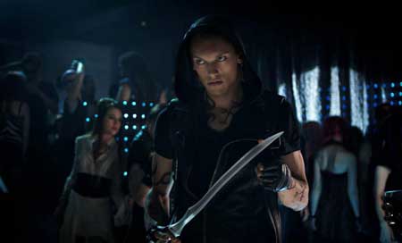 The-Mortal-Instruments-City-of-Bones-shadowhunter