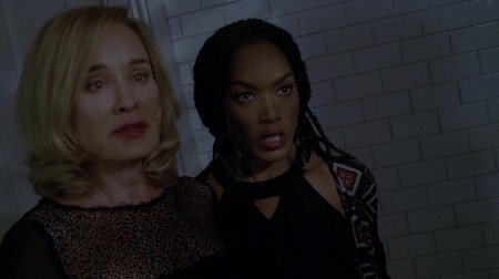 American_Horror_Story_S03E10_Marie_Fiona