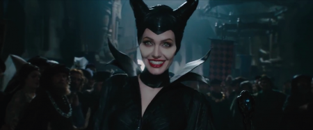 Maleficent-(2014)-13