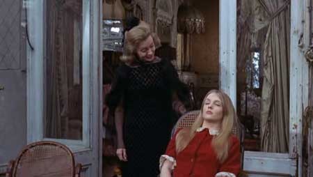 Girly-1970-movie-Freddie-Francis-(8)