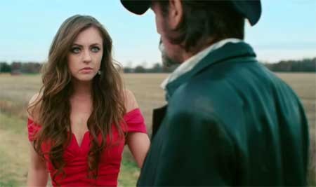 katharine-isabelle-movie-88-(6)