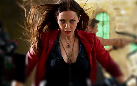 Sexy-Superhero_scarlet-witch-elizabeth-olsen