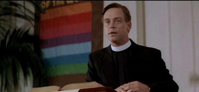 John-Carpenters-Village-of-the-Damned-Reverend-George-4-700x325