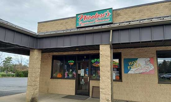 DESTINATION REVIEW: Nicolosi’s Pizzeria and Restaurant – HORROR THEMED.