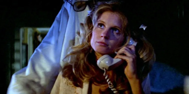 Top Ten Best Topless Scenes In Horror Movie History