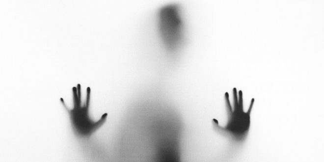 How Horror Sound Effects Shape Fear in Film and Media